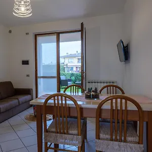 https://apollos-apartment.it-lombardy.com